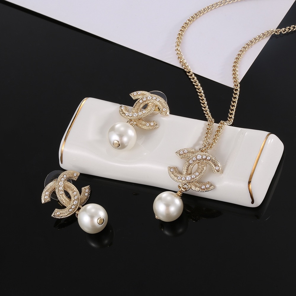 CHANEL Gold-Tone Pearl & Crystal CC Logo Drop Earrings